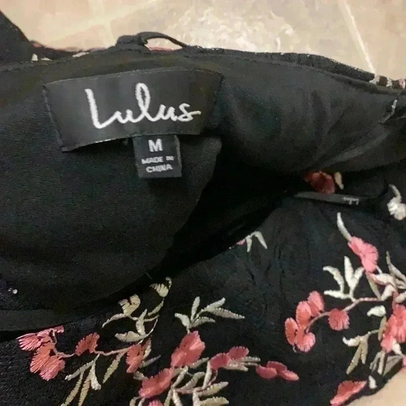 Lulus - Picture 5 of 5